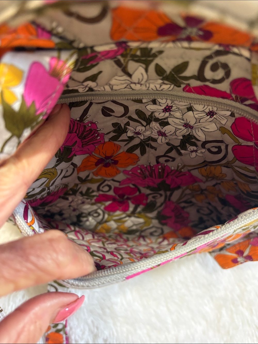 VERA BRADLEY MINI BACKPACK TEA GARDEN ( retired) - Picture 4 of 8